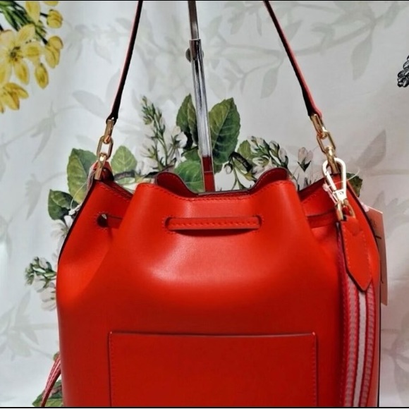 MICHAEL KORS EDEN Medium Bucket Shoulder Bag In MANDARIN - Picture 6 of 7